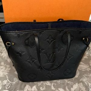 Almost new condition only worn twice. No sign of wear.